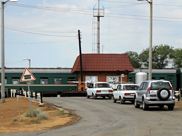 Какова ответственность за нарушение правил проезда железнодорожного переезда